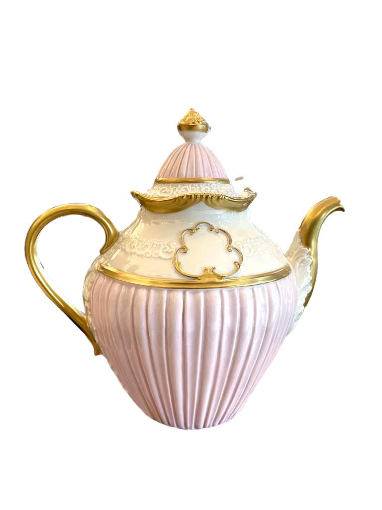 GLORIA PEMBE TEAPOT