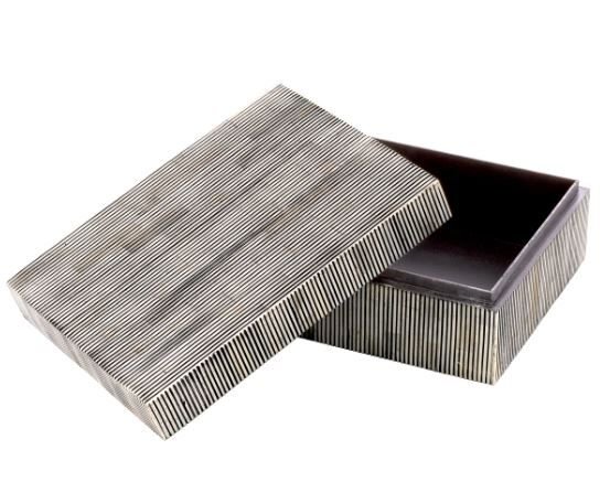 Box Lucille S black white