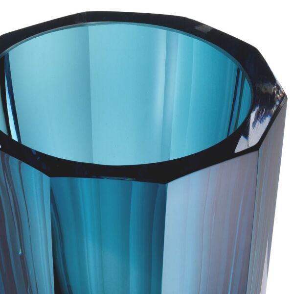 Vase Chavez L