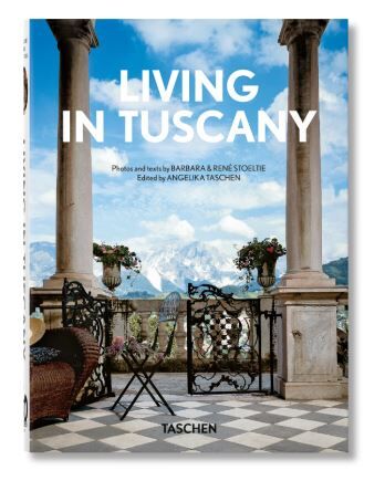 Living in Tuscany. 40th Ed.