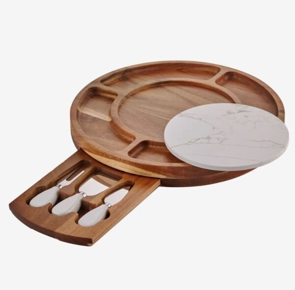 Kahverengi Ahşap Peynir Sunum Tabağı