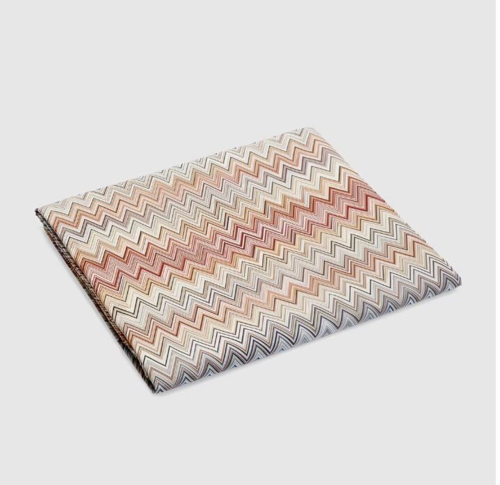 John Re-Edition Siyah Çok Renkli Zigzag Desenli Nevresim