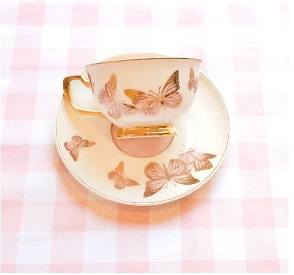 Chrysalis Çay Fincanı ve Tabağı