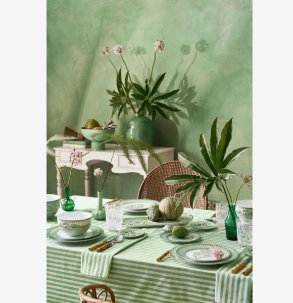 Yeşil Porselen Yemek Tabağı 26,5 Cm Lily & Lotus