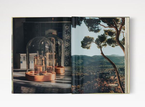 Louis Vuitton: Bir Parfüm Atlası, İngilizce Versiyon