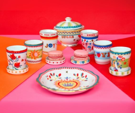 Mamma Mia Nar Desenli Tabaklı Espresso Fincanı 5,5 cm x 7 cm