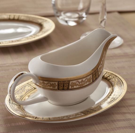 WEIMAR FRIEDERIKE OF HESSE-DARMSTADT 63 PCS DINNER SET…