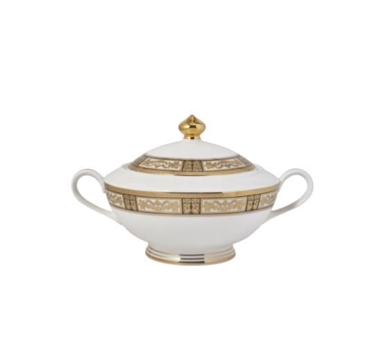 WEIMAR FRIEDERIKE OF HESSE-DARMSTADT 63 PCS DINNER SET…