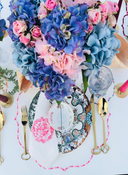 Köşeli Yuvarlak Amerikan Servis