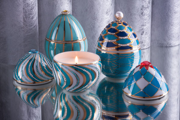 Ladenac Bois de Roussie Candle 220gr in ceramic HARLEQUIN BLUE