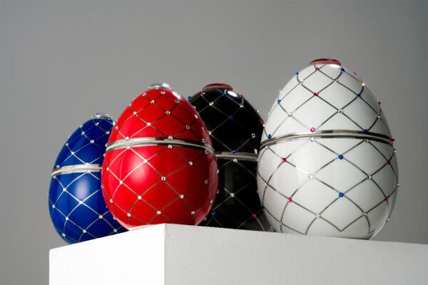 Ladenac Bois de Roussie Candle 220gr in ceramic DARK BLUE SILVER STRIP