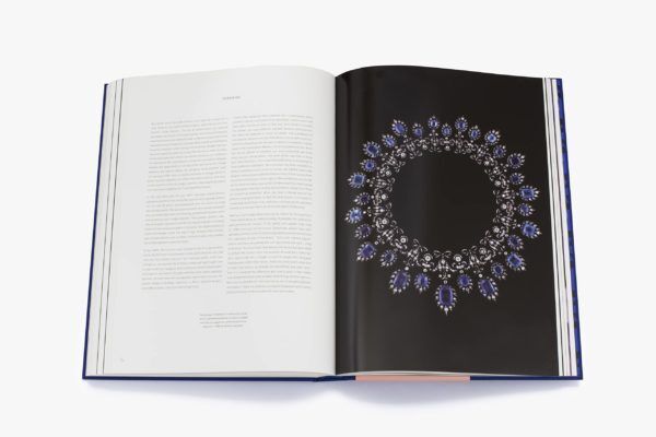 Sapphire : A Celebration of Colour