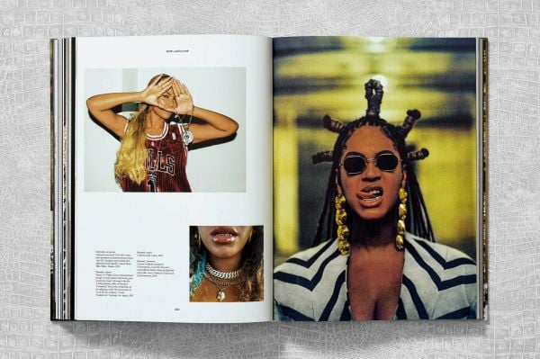 Ice Cold. A Hip-Hop Jewelry History